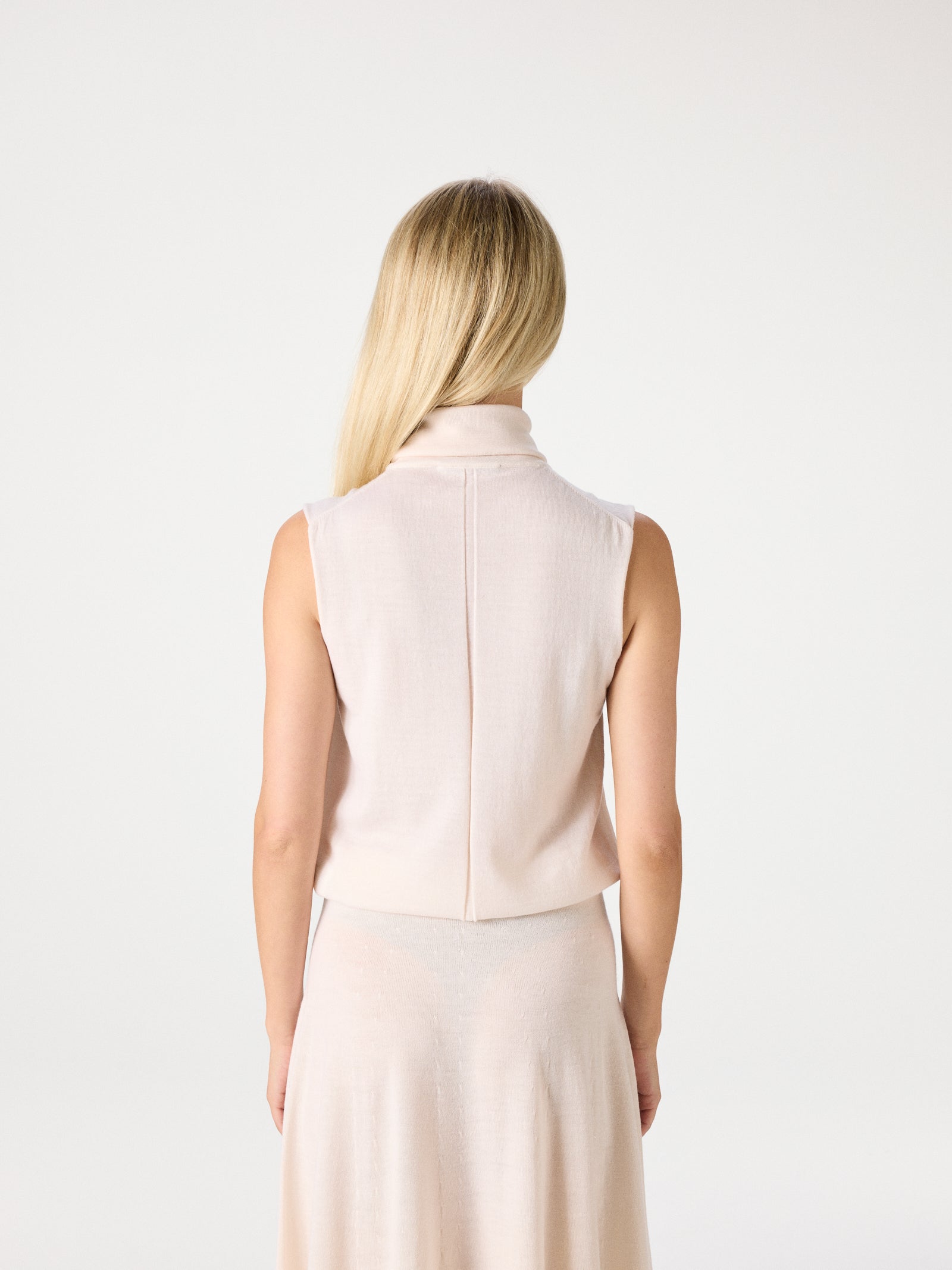 Fine Knit Turtleneck Top