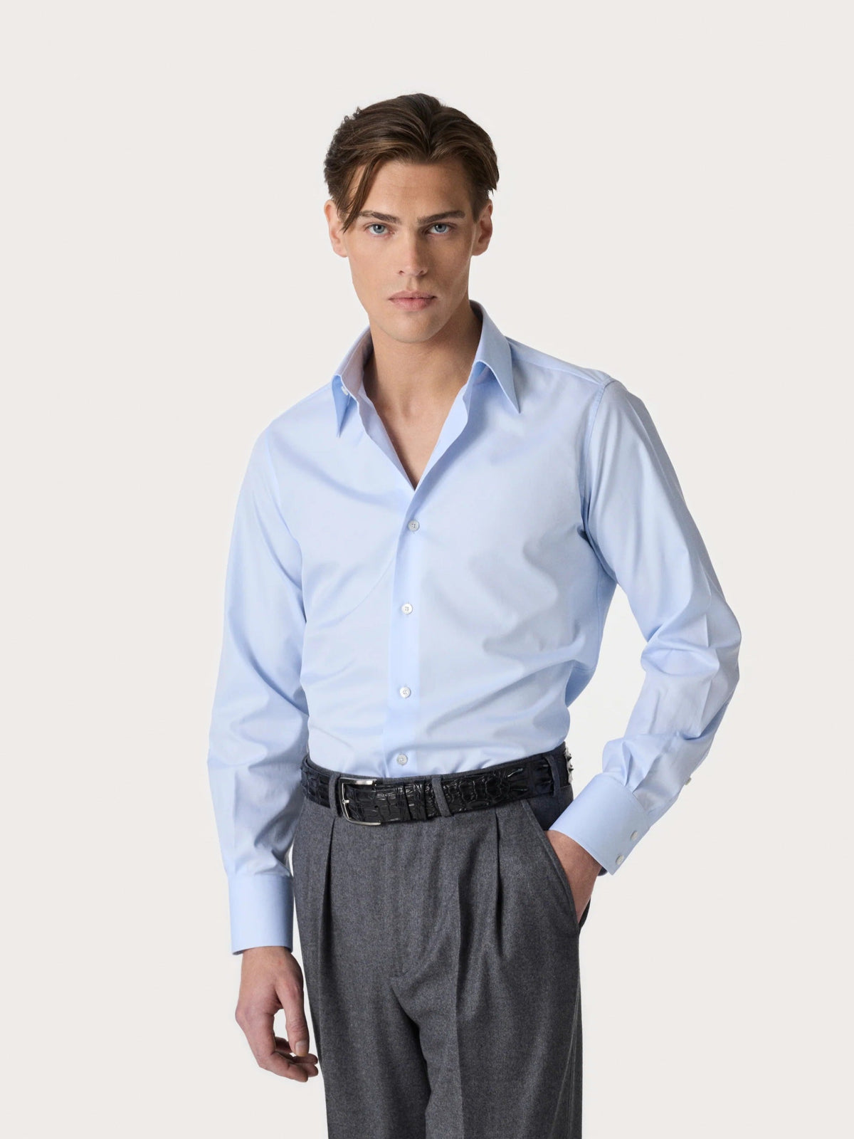 The Royale Classic Shirt in Light Blue – Hartlino, image 2
