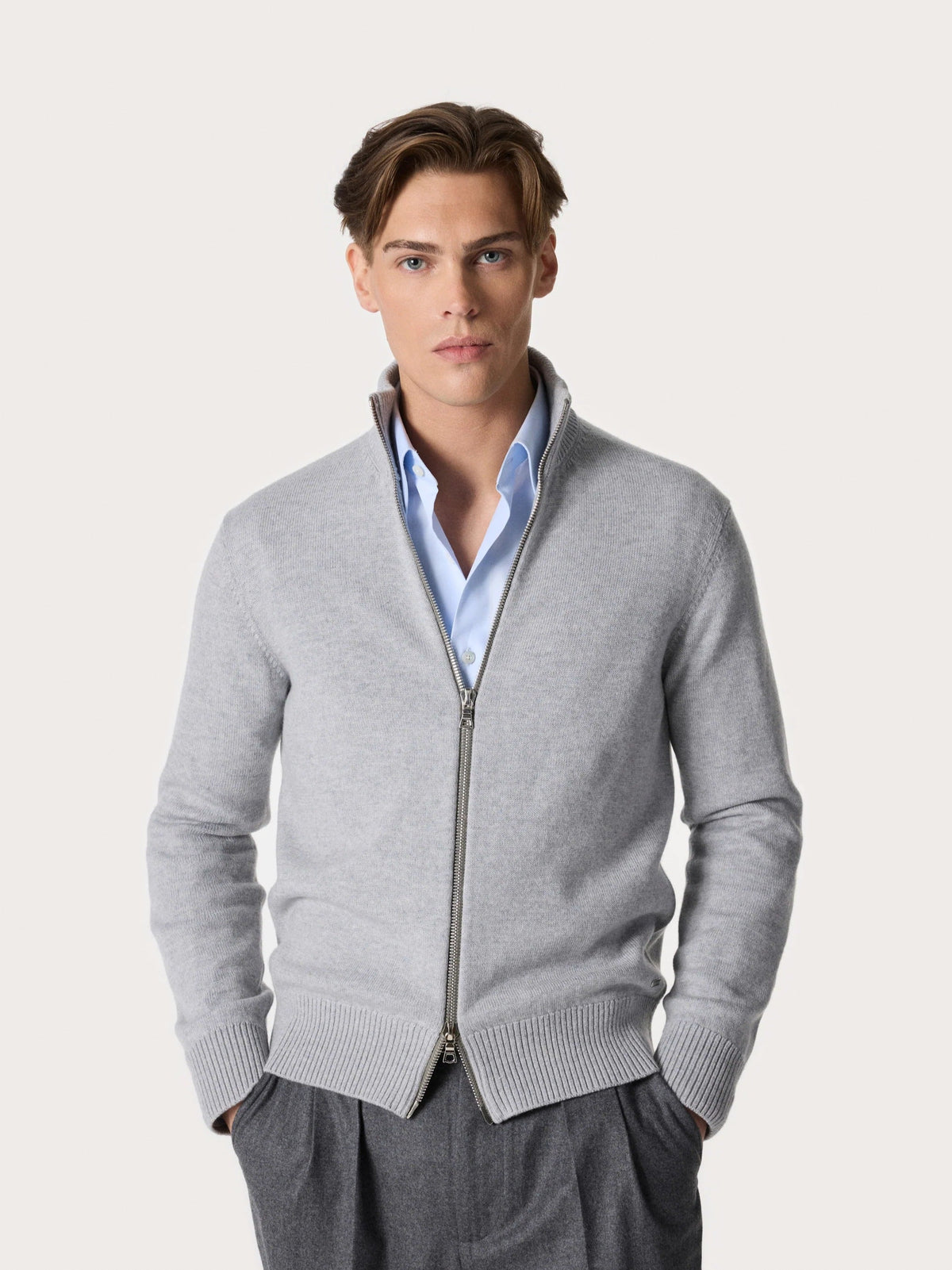 Wool Full-Zip Cardigan in Light Grey – Hartlino, image 2