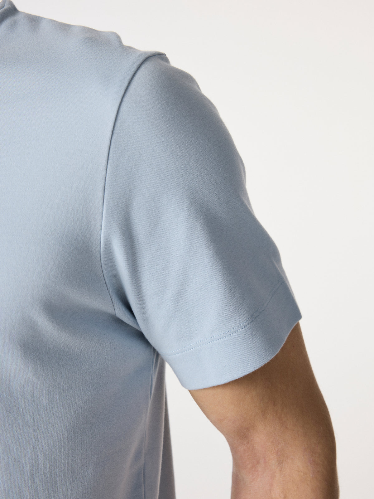 Premium Cotton T-Shirt in Light Blue – Hartlino, image 4