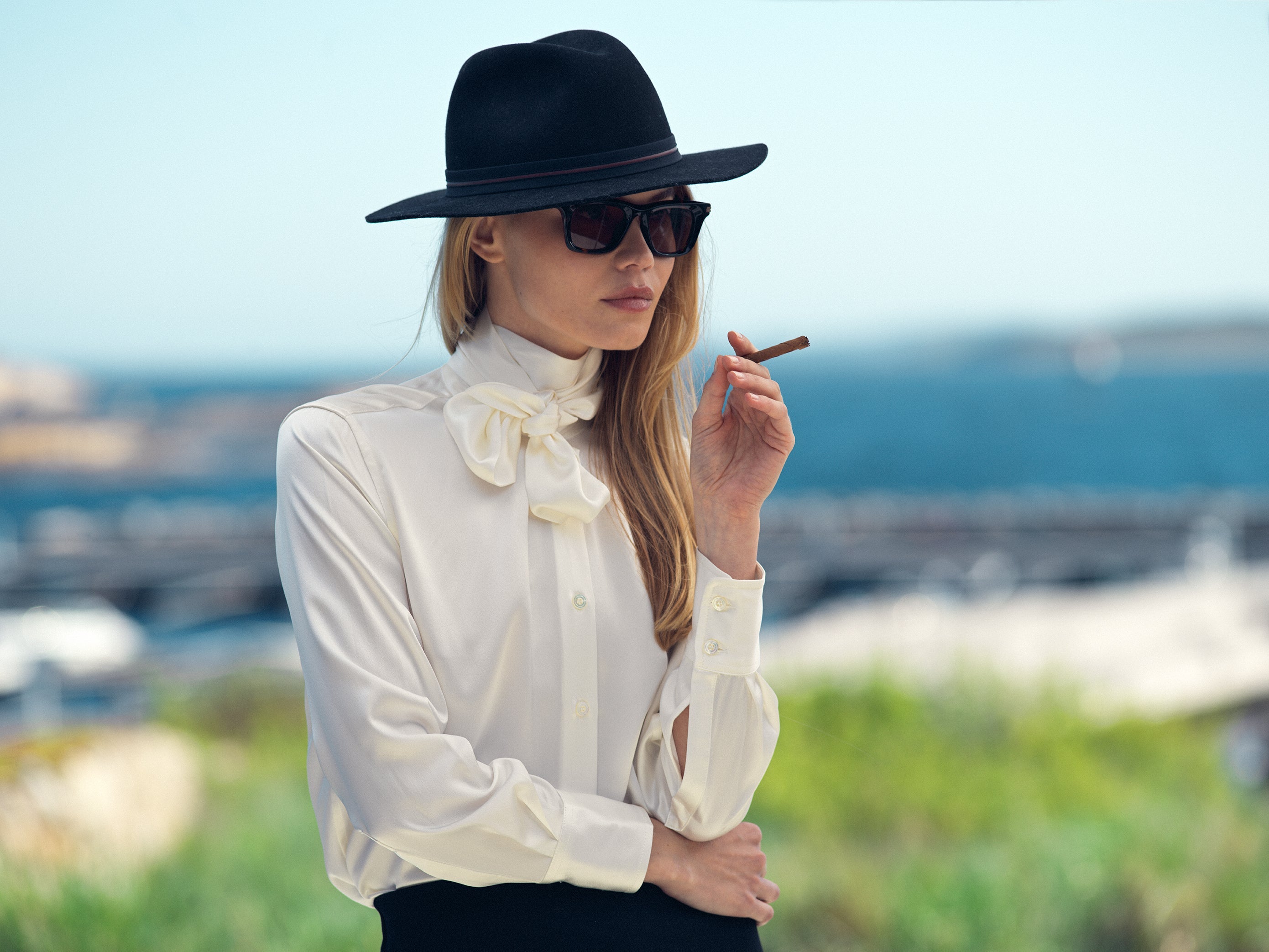 Women's Shirts & Blouses