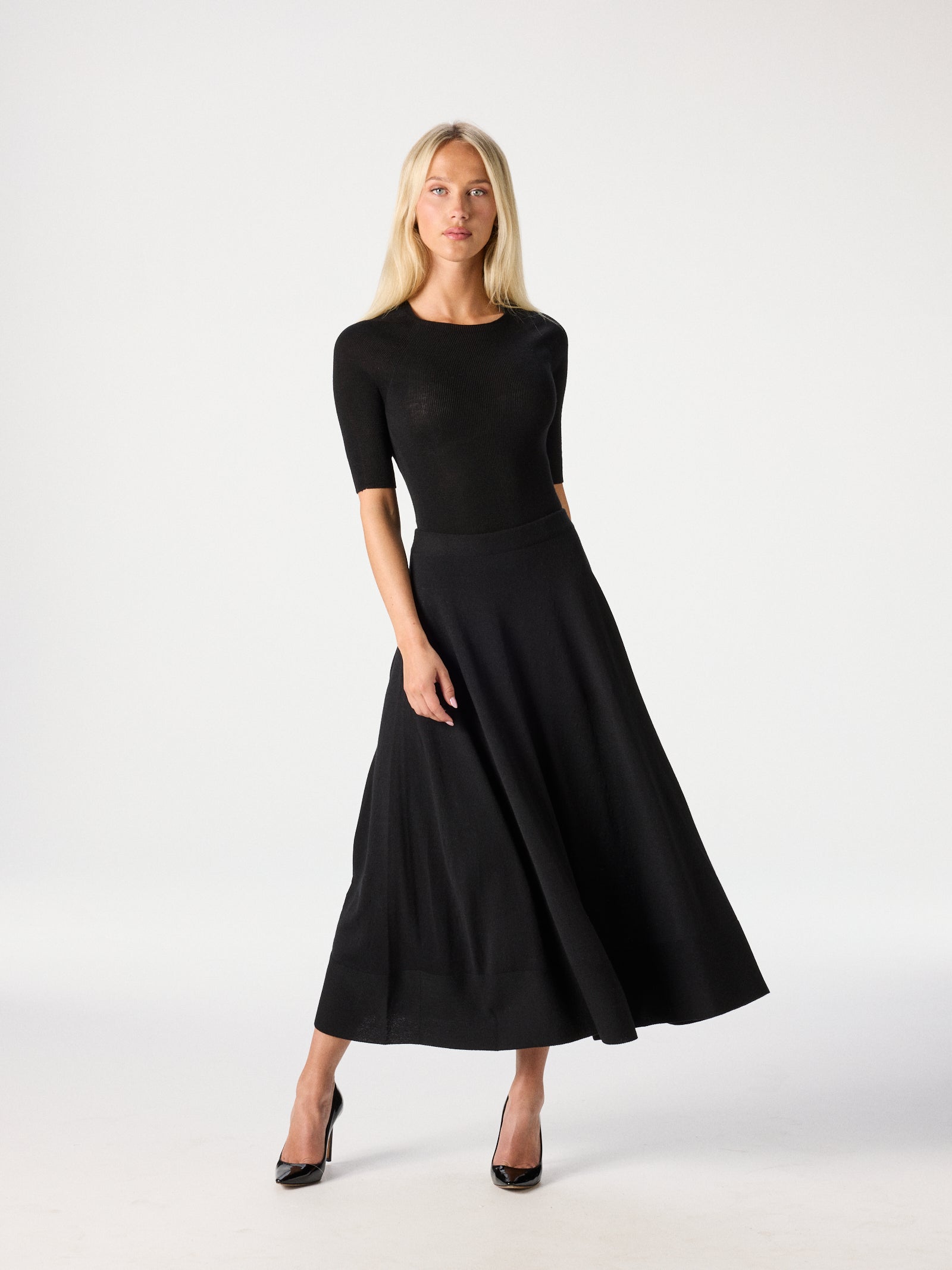 Fine Knit Boat Neck Top