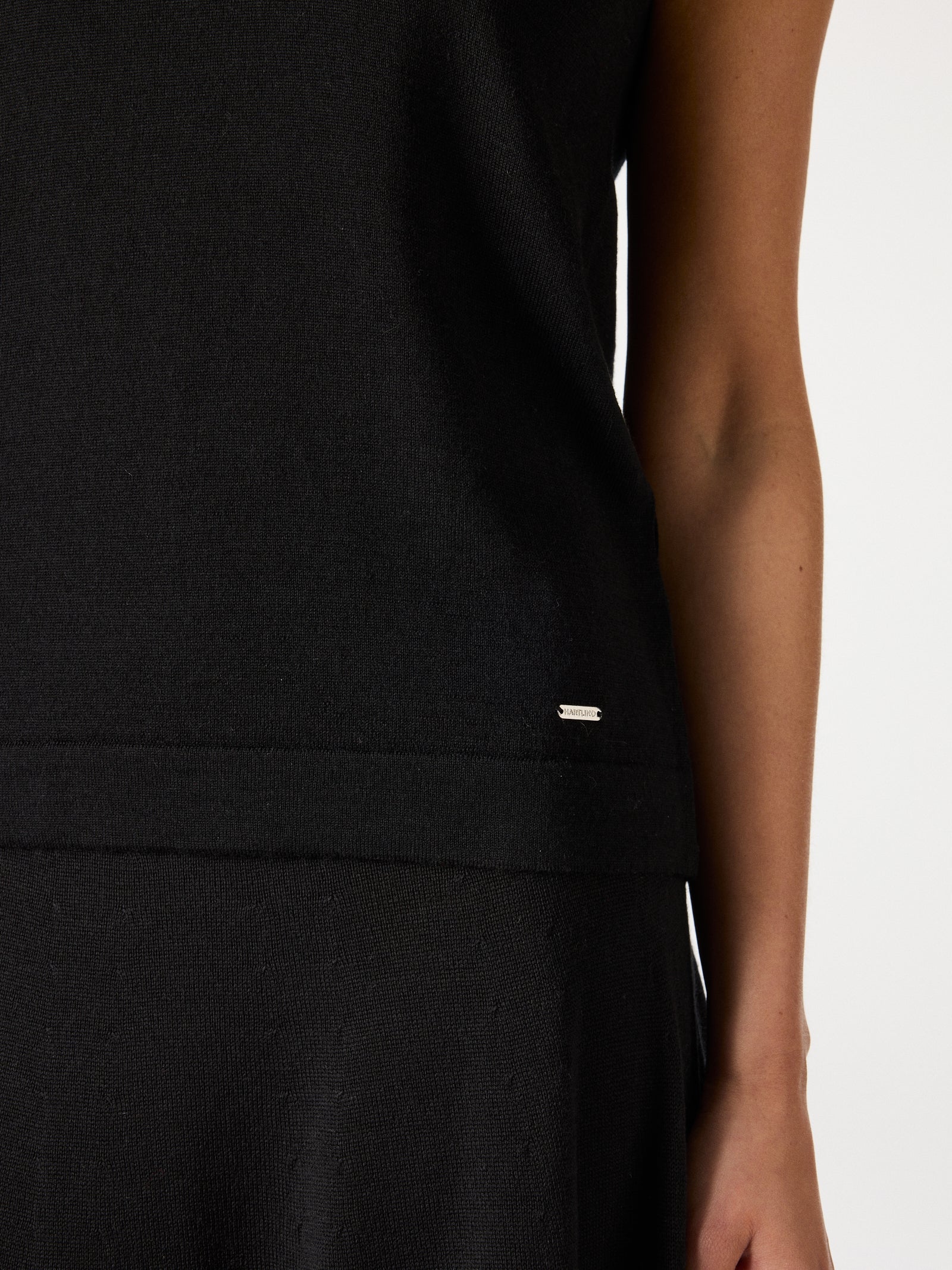 Fine Knit Turtleneck Top