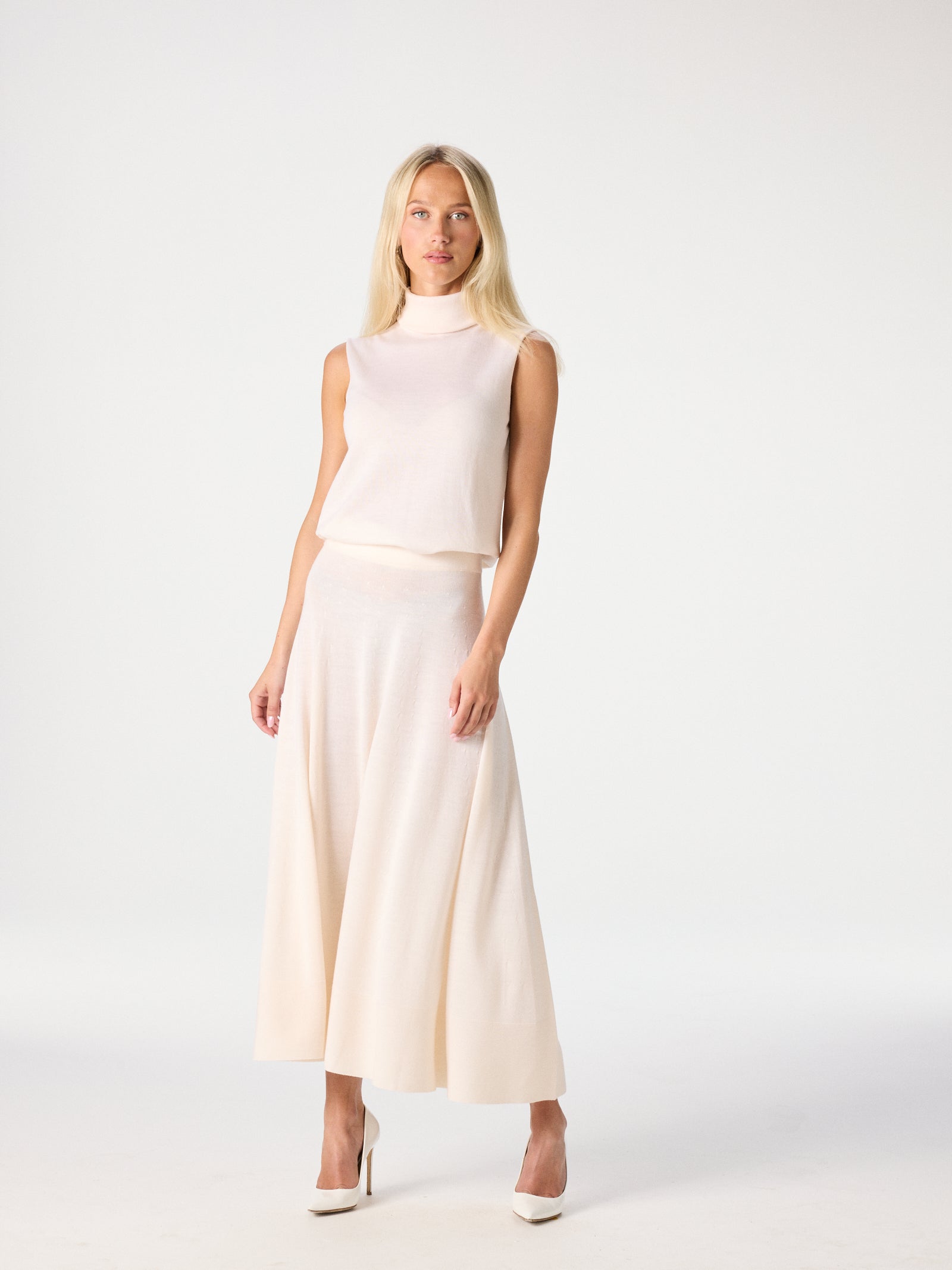 Fine Knit Turtleneck Top