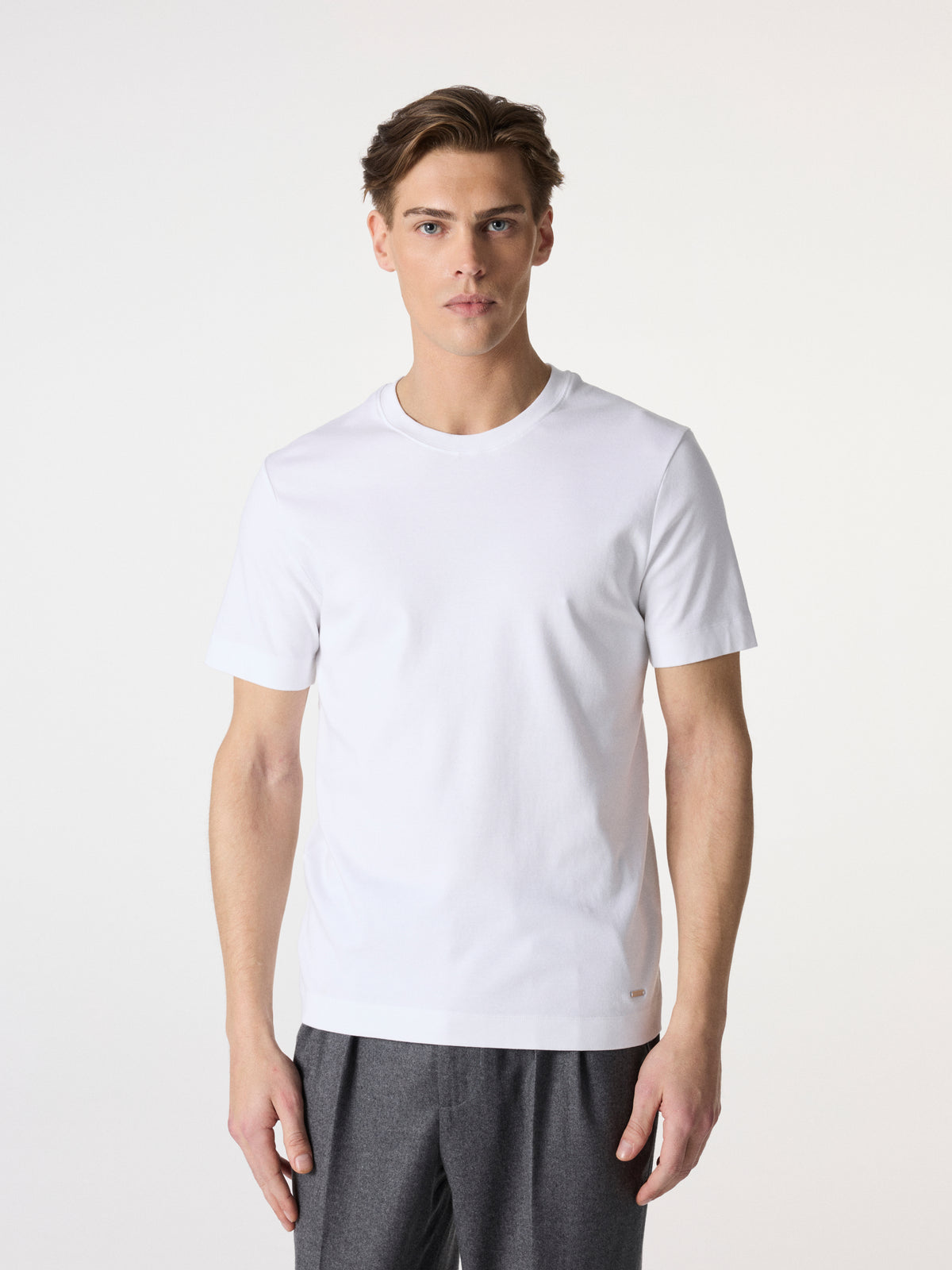 Premium Cotton T-Shirt in Crisp White – Hartlino