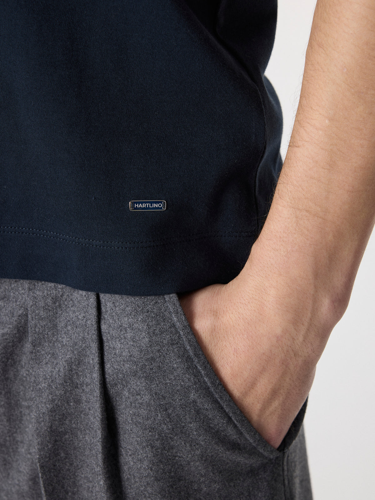 Premium Cotton T-Shirt in Navy Blue – Hartlino, image 5